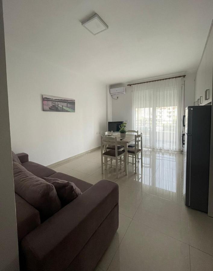 Kraal Apartments Vlore Exterior photo