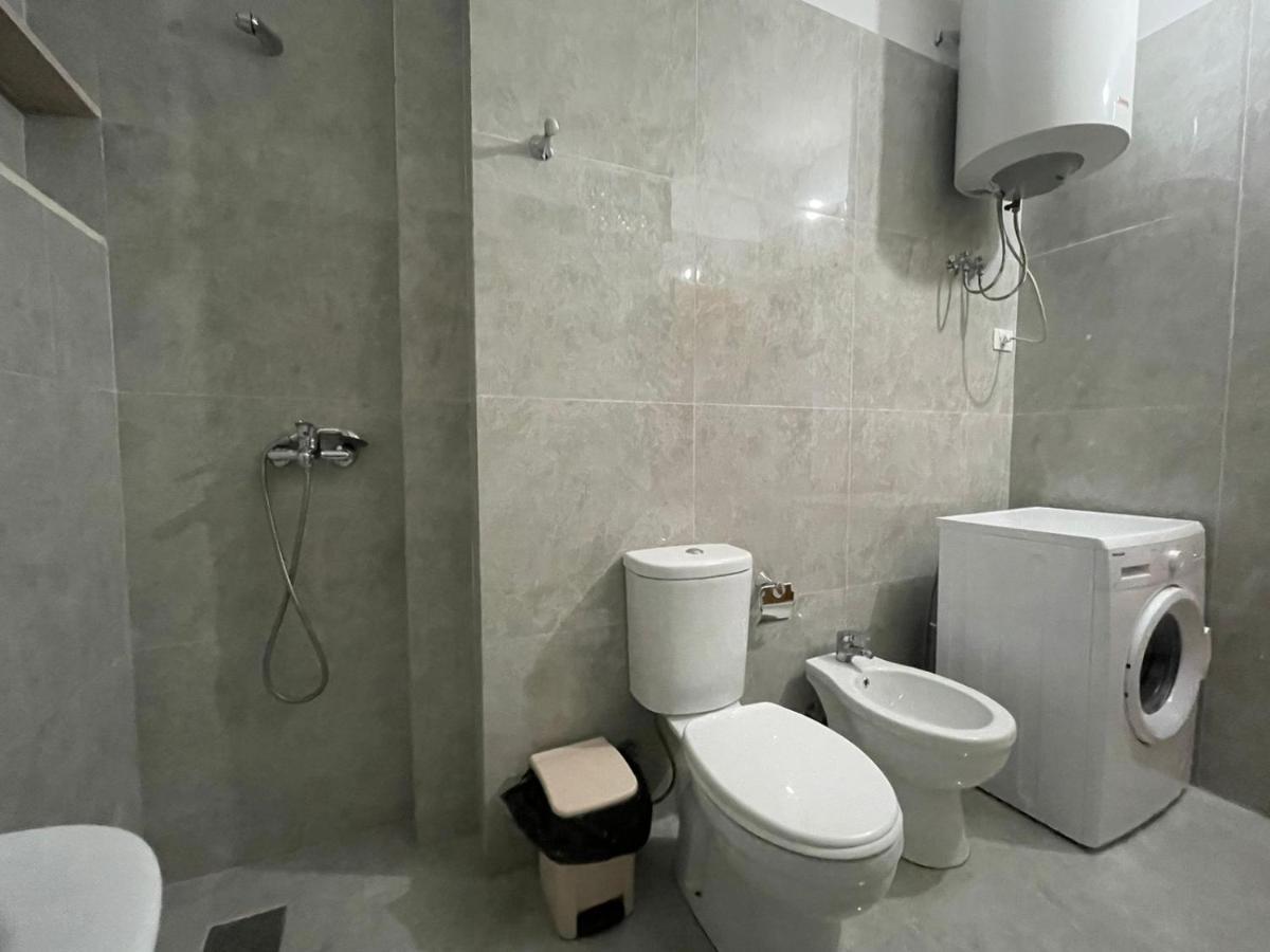 Kraal Apartments Vlore Exterior photo