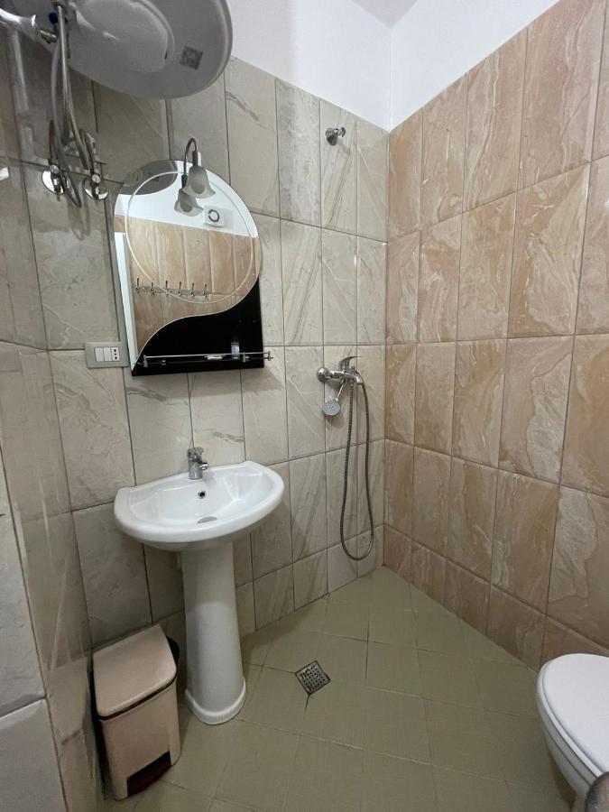 Kraal Apartments Vlore Exterior photo